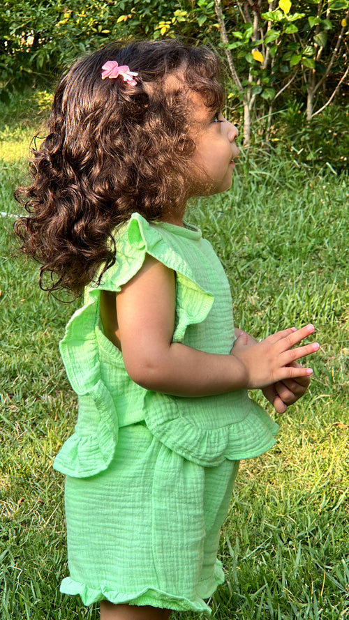 Ruffle set in apple green