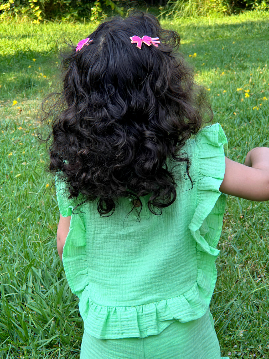 Ruffle set in apple green