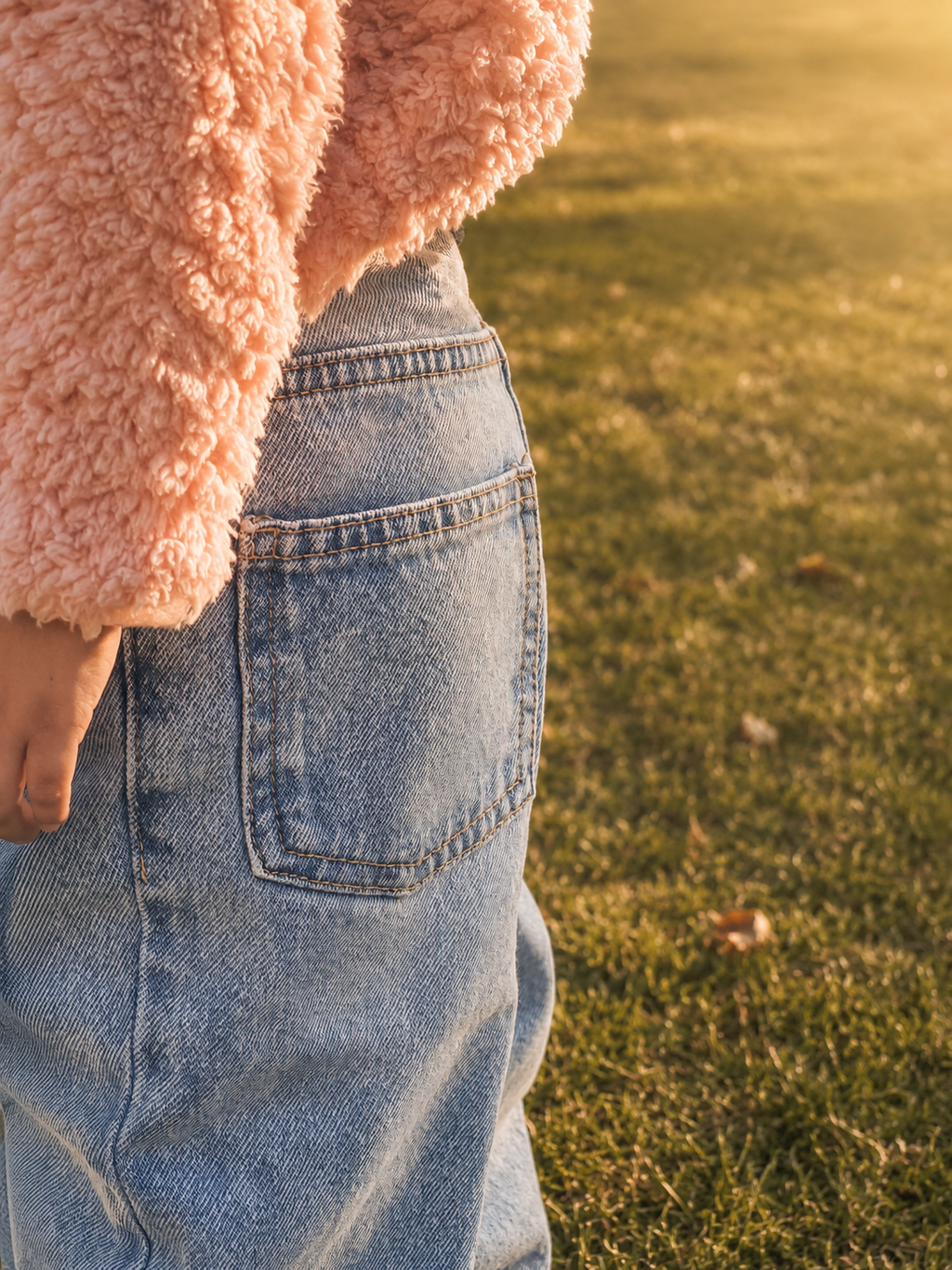 Wide leg denim pants ( Light wash )