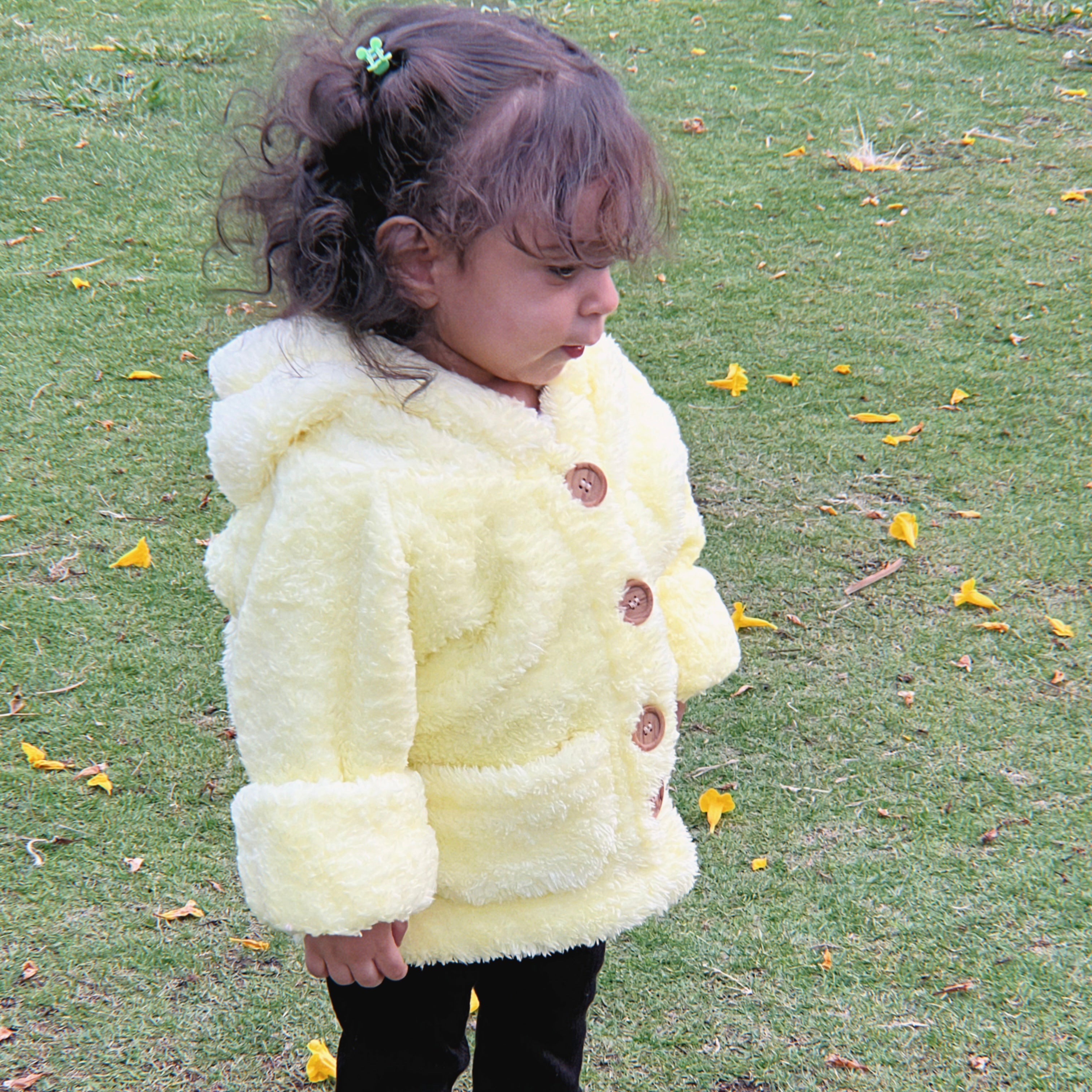 Cozy jacket in yellow