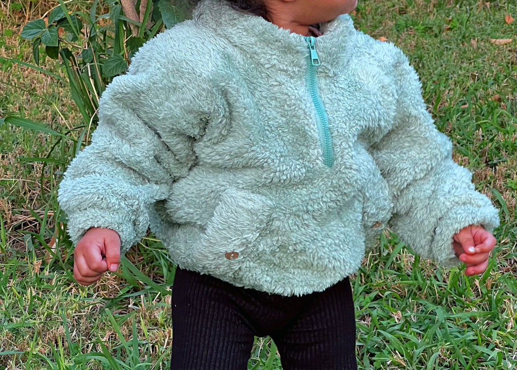Snuggle fleece top in mint green ( limited edition )