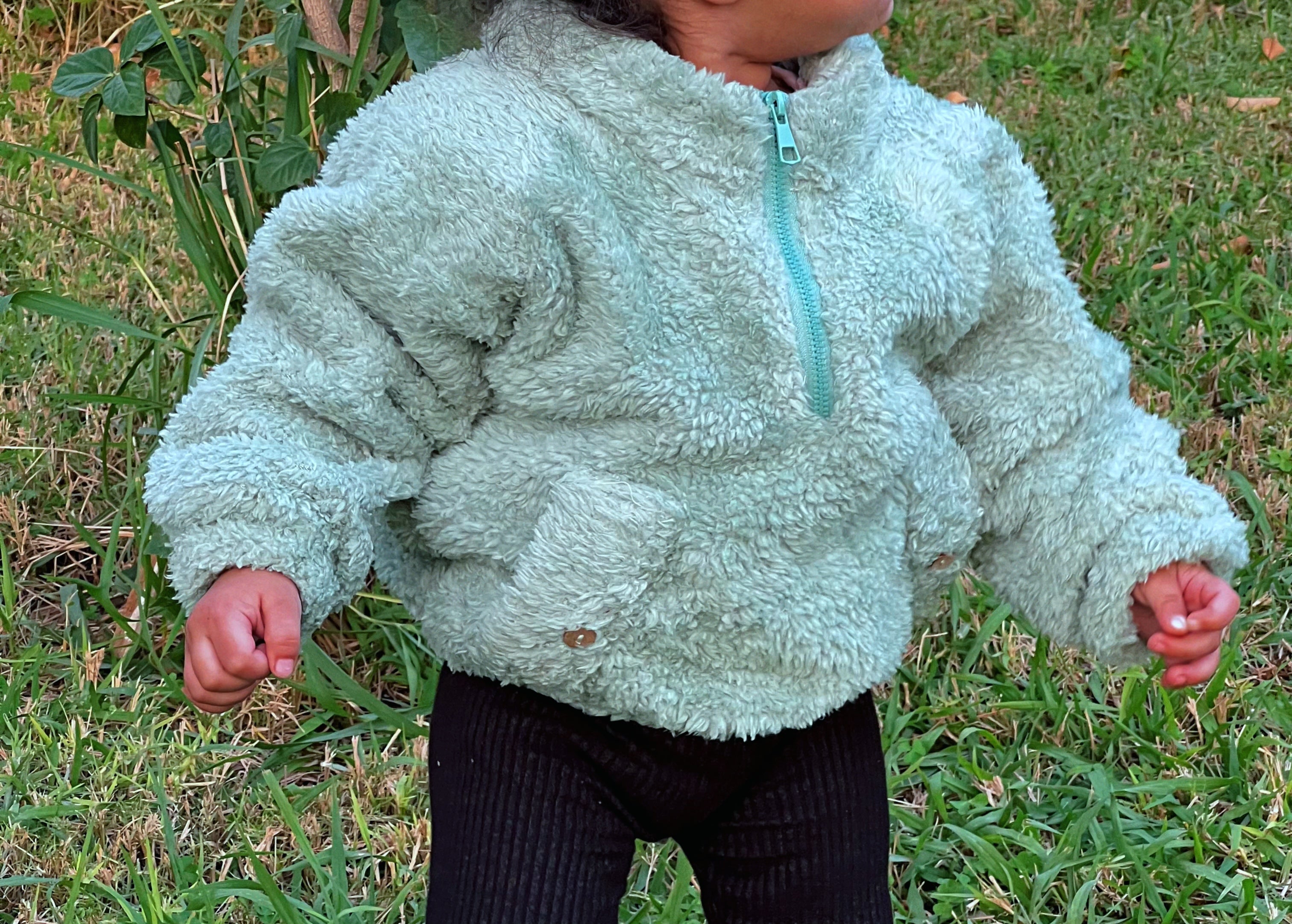 Snuggle fleece top in mint green ( limited edition )
